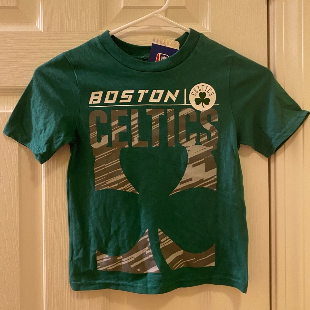 Kids Celtics Shirt NWT - Size Small (4)